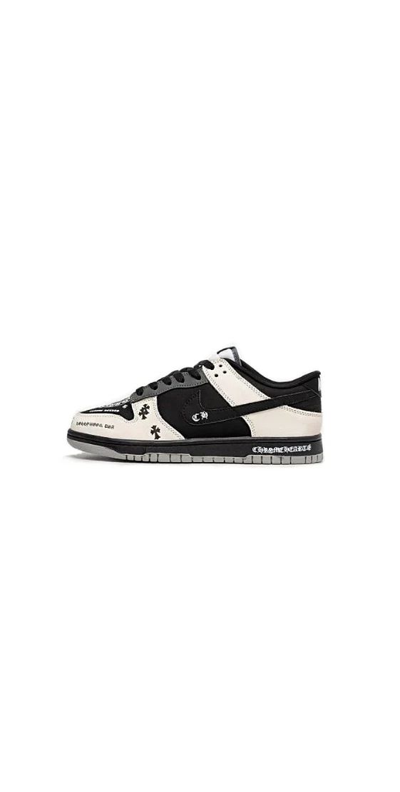 NIKE “SB DUNK CHROME HEARTS”