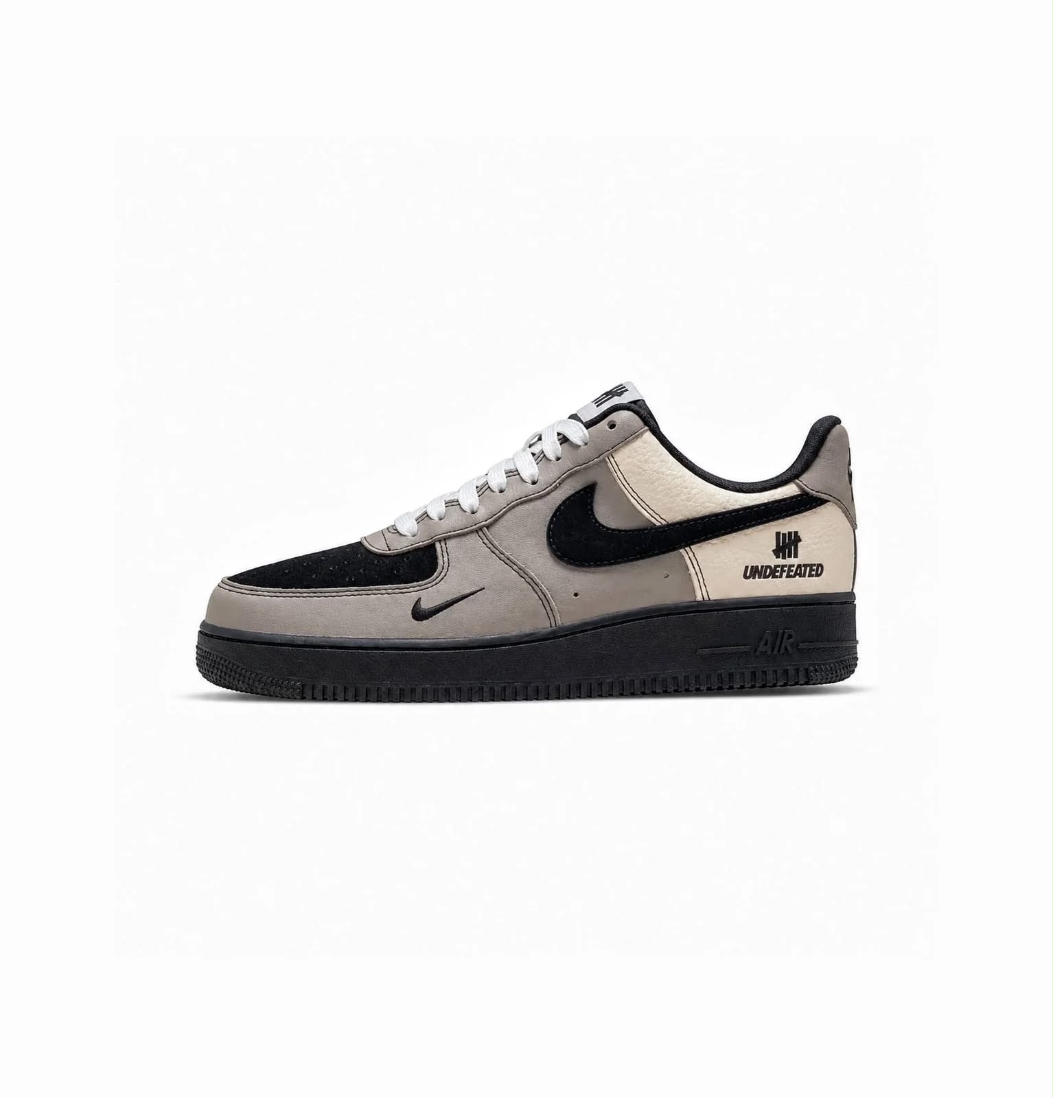NIKE "AIRFORCE 1 07 UNDEFEATED"